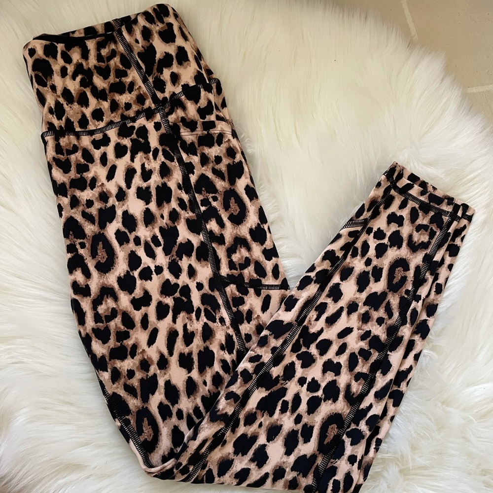Victoria's Secret Leopard Print Leggings